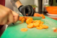 Obst und Gemüse in GV-Behälter Obst und Gemüse in GV-Behälter