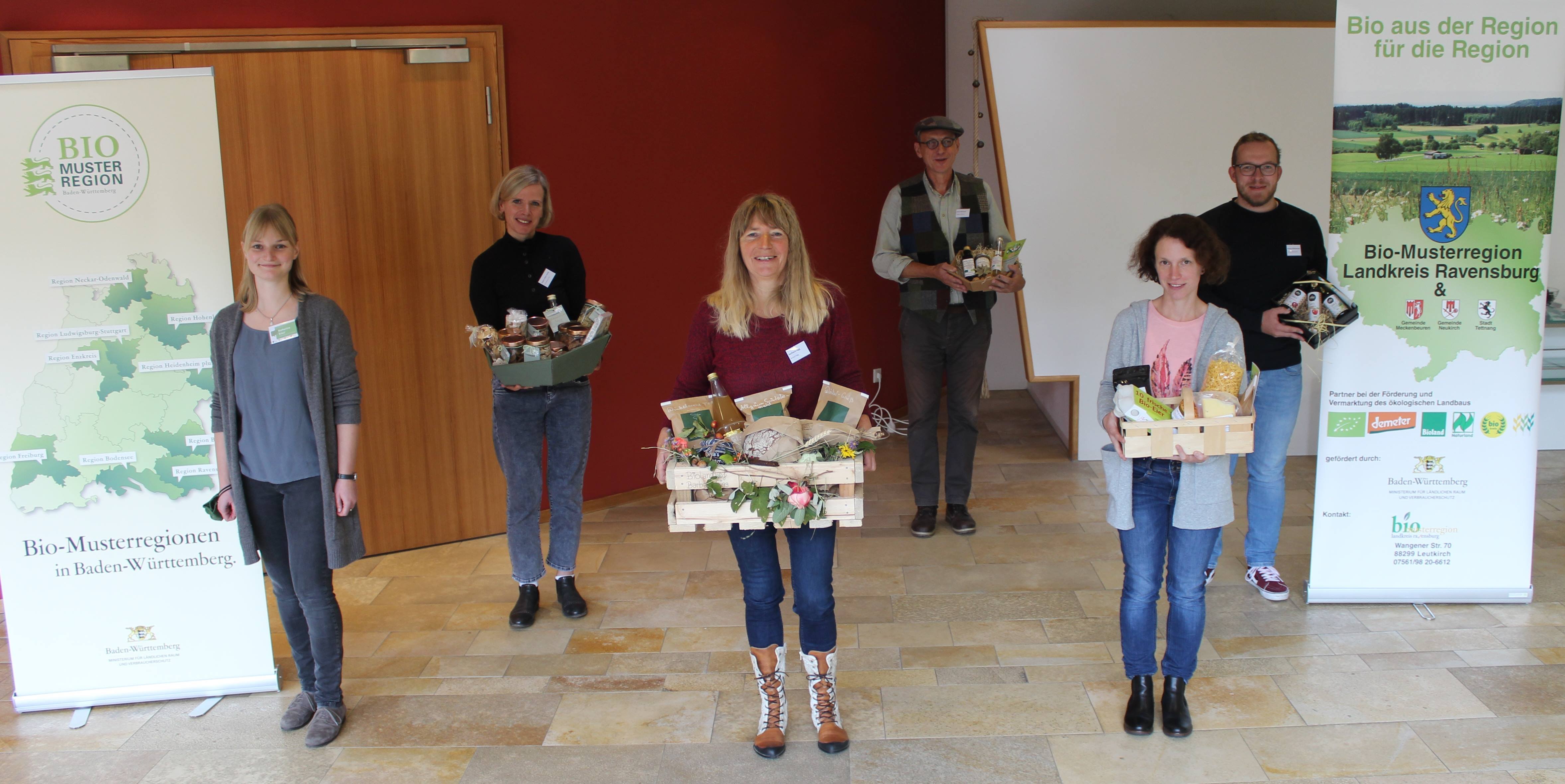 Teilnehmende des Bio-Gschenkle-Projektes beim Bio-Forum