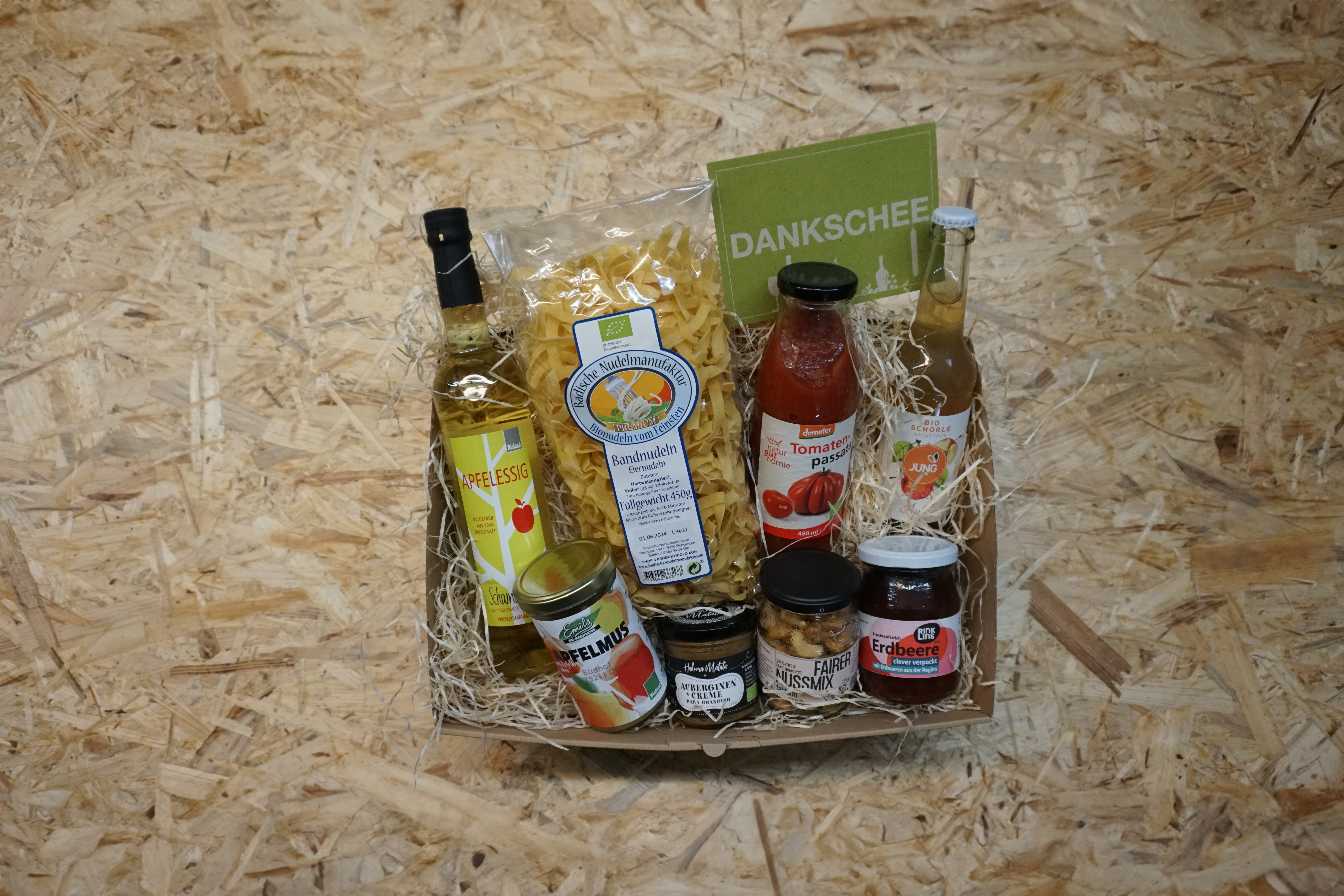 FREIBURG PAKET (2) Kopie.jpg